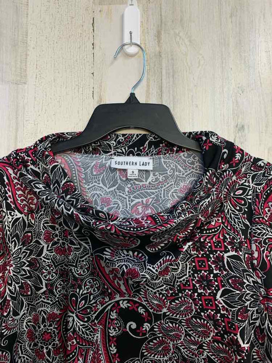 SOUTHERN LADY Tops Size S BLK/WHT/RED Paisley LONGSLEEVE TOP