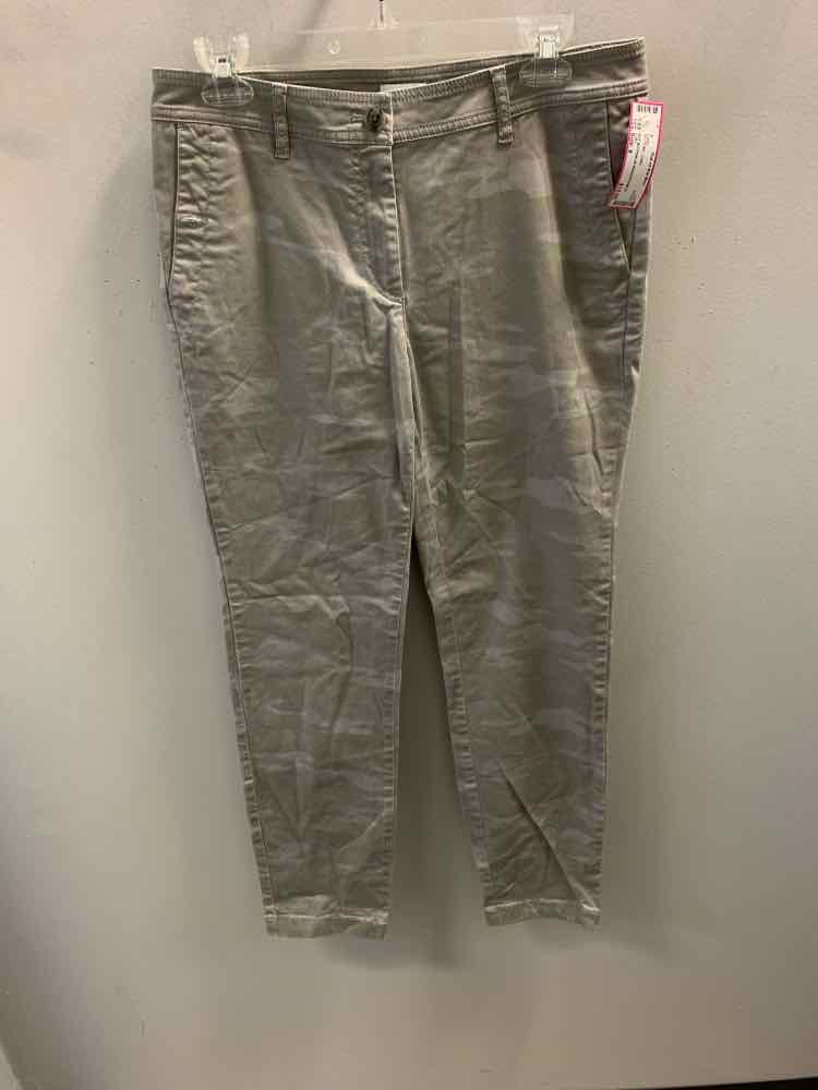 Size 8 J JILL BOTTOMS CAMO Pants