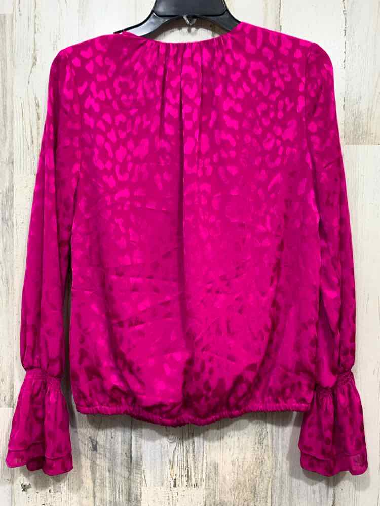 PRE-OWNED INC Tops Size XS Fuschia Animal Print BELL SLEEVES Blouse