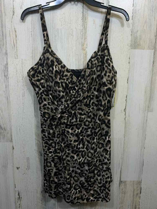 PRE-OWNED MIRACLE SUIT Swimwear Size 16 LEOPARD DRESS Swimsuit/SIDE KNOT DETAIL