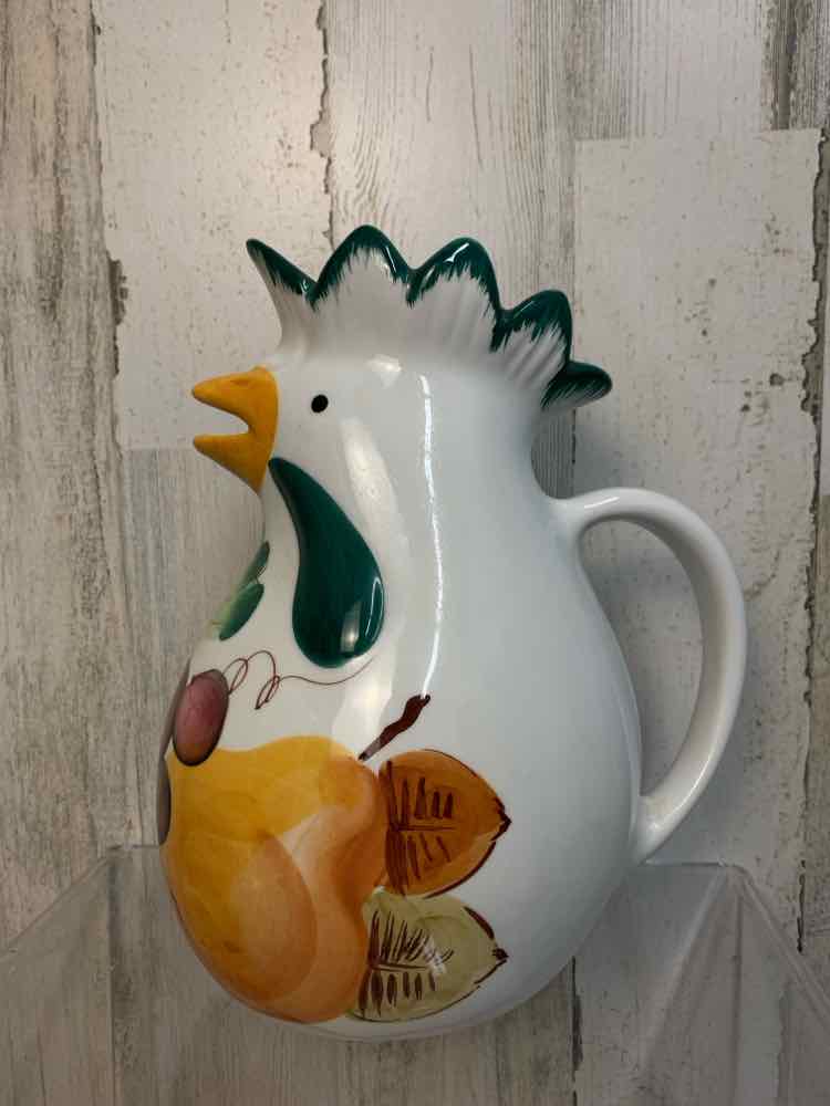 HOME DECOR/CHICKEN PITCHER