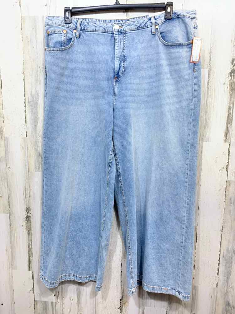 NWT Size 22W ON 34TH BOTTOMS LIGHT BLU WIDE LEG Jeans