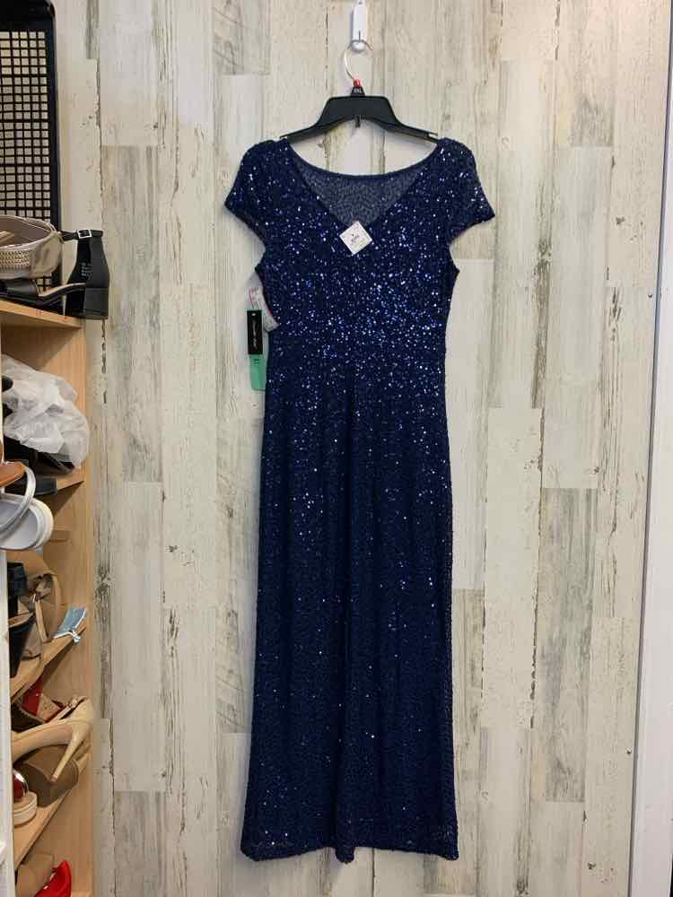 NWT CANDALITE Dresses and Skirts Size PS Navy Dress