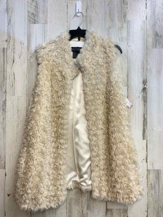 LIVE A LITTLE JACKETS / COATS Size XL OFF WHITE FAUX FUR SLEEVELESS Jacket