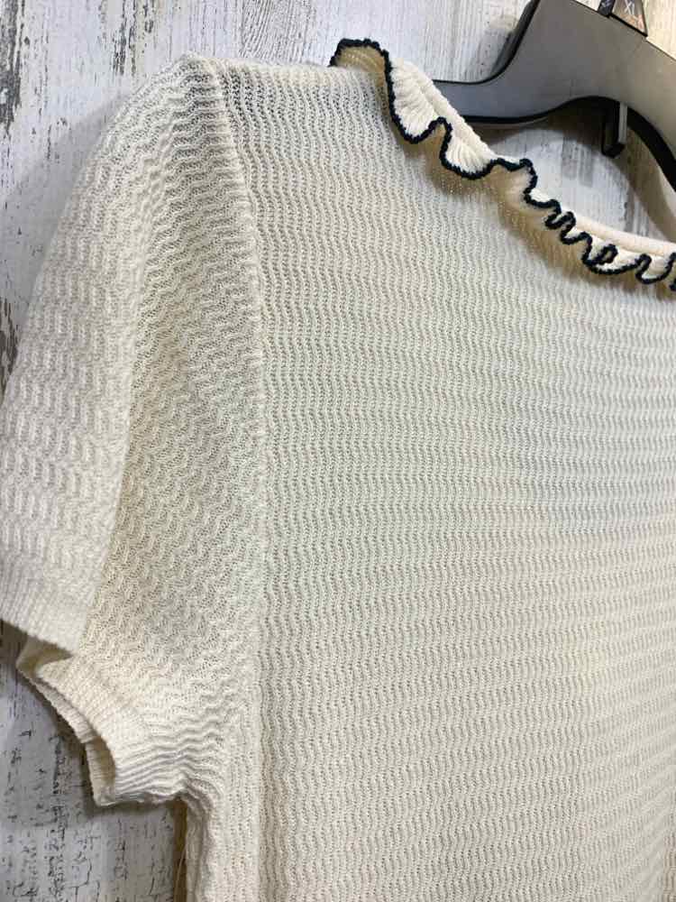 PRE-OWNED BANANA REPUBLIC/RUFFLED FRONT V-NECK KNIT