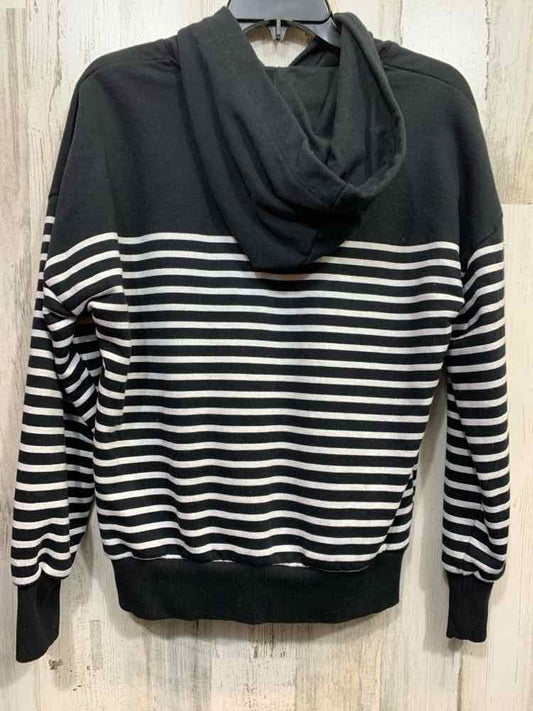 PRE-OWNED SOCIALITE Size M Tops BLK/WHT Stripe LONG SLEEVE HOODIE