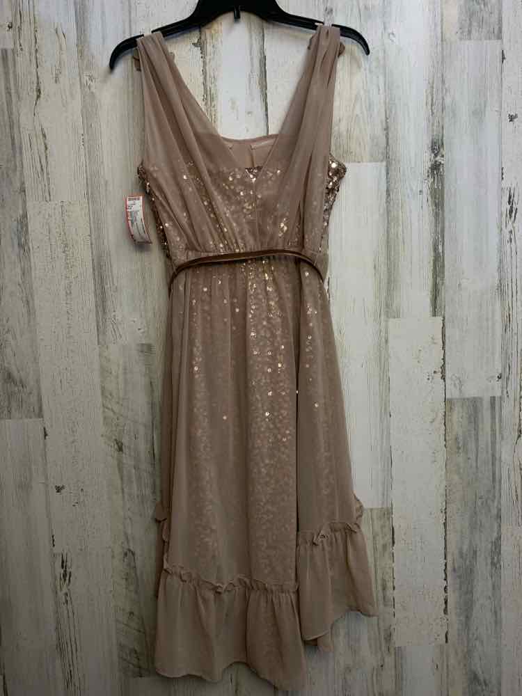 PRE-OWNED JESSICA SIMPSON Dresses and Skirts Size 4 Tan SLEEVELESS Dress/SEQUINS