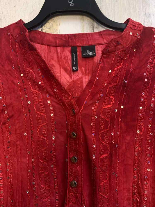 PRE-OWNED NEW DIRECTION Tops Size XL Red Stripe LONG SLEEVES TOP/BUTTONS