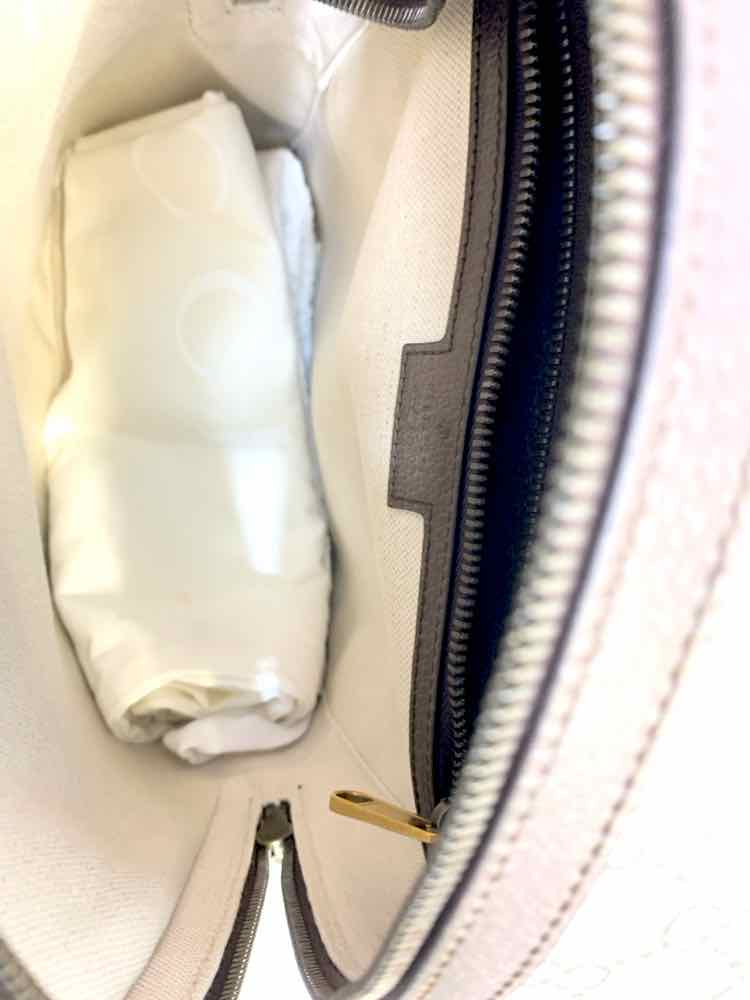 PRE-OWNED GUCCI BGE/BRN Handbag