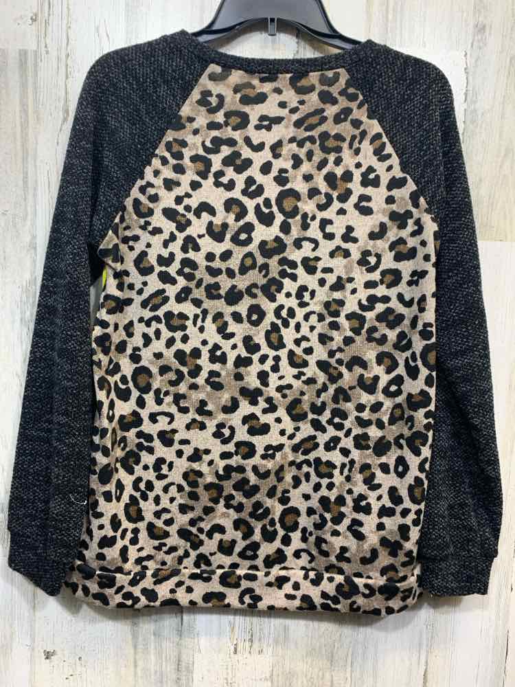PRE-OWNED PERFECT PEACH Tops Size M BROWN/BLACK CHEETAH CREW NECK Sweater/LONG S