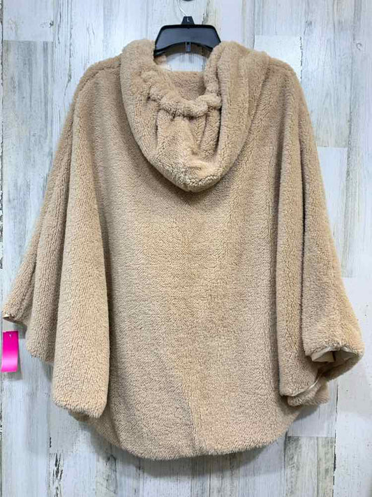 PRE-OWNED Size XL Tops LIGHT BROWN FAUX FUR HOODIE