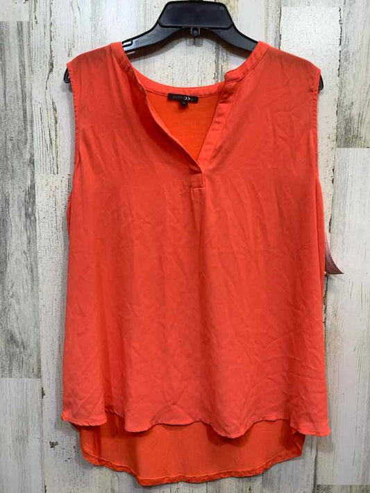 PRE-OWNED PAPERMOON PLUS SIZES Size 1X CORAL SLEEVELESS/ V NECK Blouse