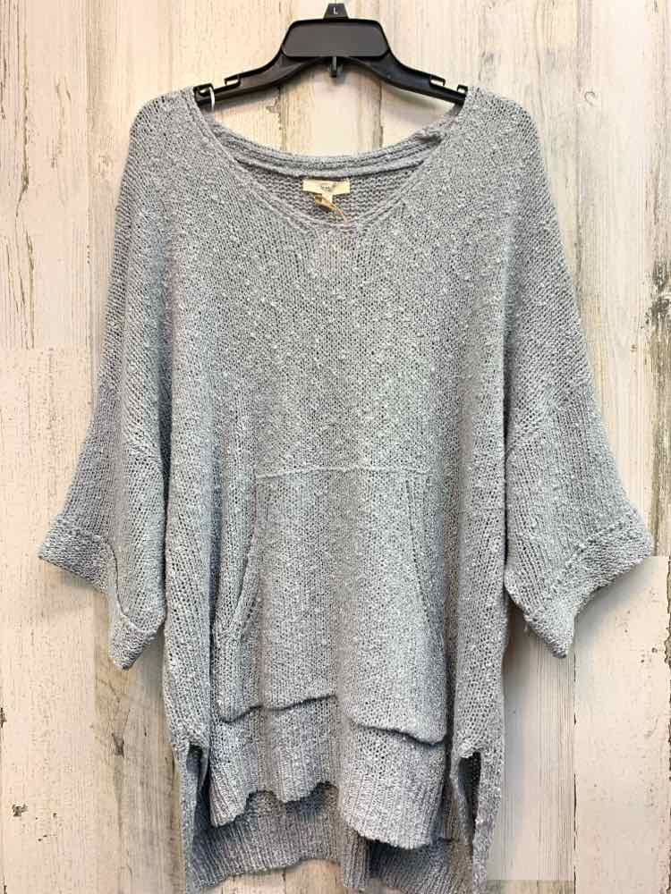 NWT EASEL Tops Size M/L LIGHT GRAY KIMONO Sweater