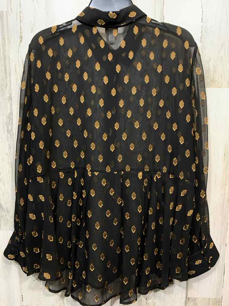PRE-OWNED CHICOS BLACK SHEER BUTTON DOWN W/ GOLD DIAMOND PATTERN