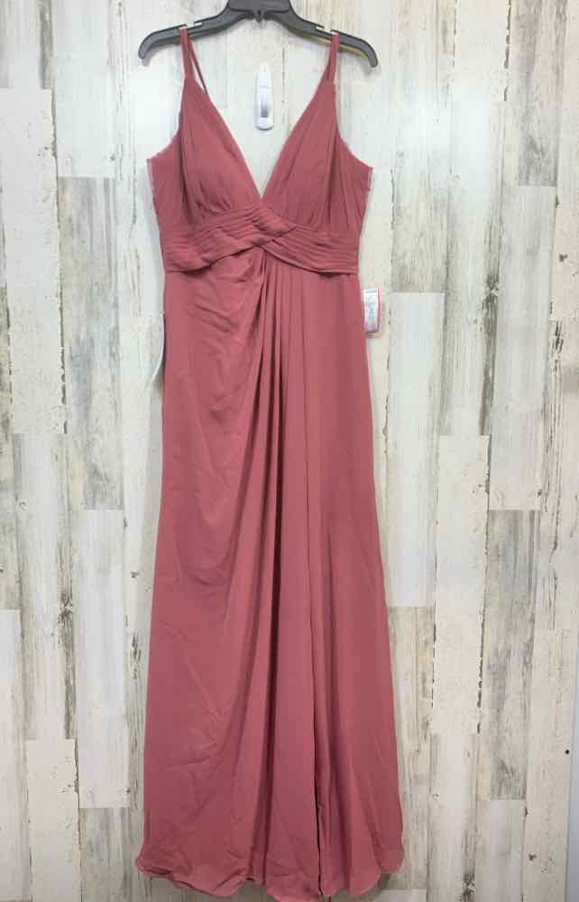 NWT AZAZI/V-NECK RUCHED WAIST FLOOR-LENGTH FORMAL DRESS W/ SPAGHETTI STRAPS