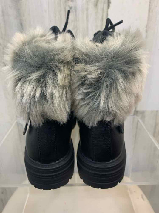 NWT SUN & STONE SHOES Shoe Size 5.5 Black BOOT Shoes/BLACK ANKLE BOOT WITH FAUX