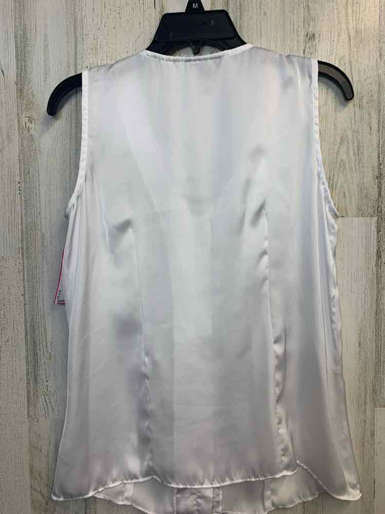NOTATIONS Tops Size M White SLEEVELESS TOP