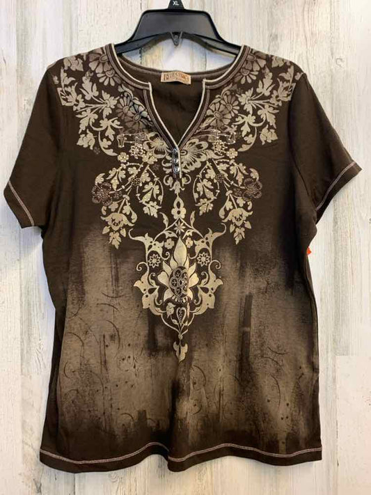 PRE-OWNED BLUE CANYON PLUS SIZES Size 1X BONE Floral SHORT SLEEVES TOP