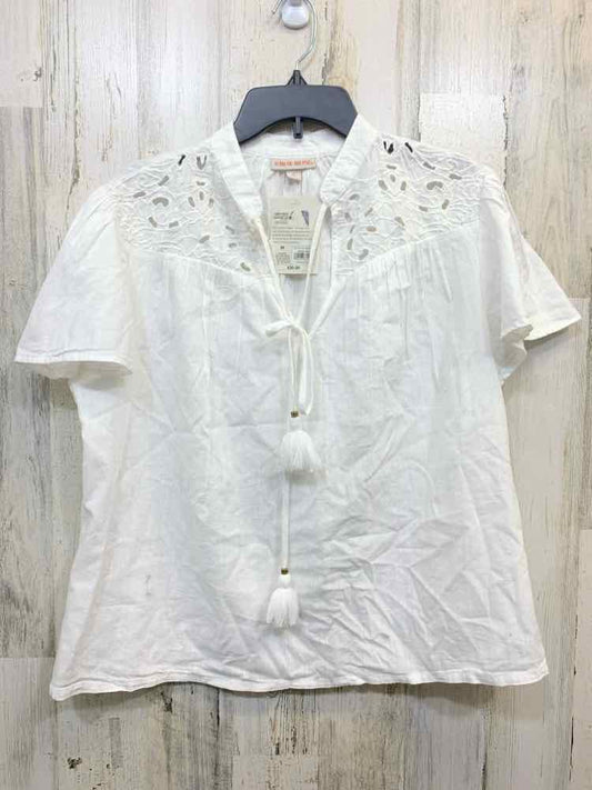 NWT KNOX ROSE Tops Size M WHT Solid BELL SLEEVES Blouse