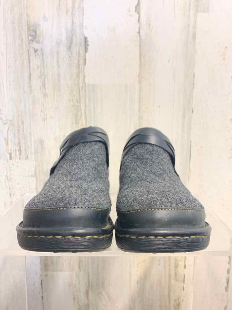 PRE-OWNED BORN Shoe Size 9 Gray Wool Solid CLOG Shoes/GRAY WOOL CLOG SHOE BY: BO
