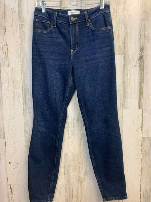 Size 4 ABERCROMBIE & FITCH BOTTOMS DARK BLUE SKINNY Jeans