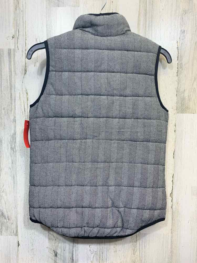 PRE-OWNED A NEW DAY Tops Size M BLACK/WHITE ZIG ZAG VEST Vest/BLACK/WHITE ZIG-ZA