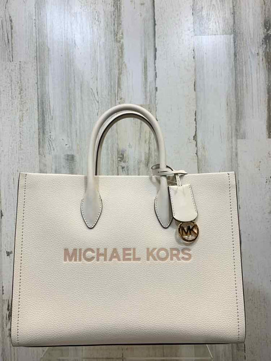 MICHAEL KORS Cream Size Medium Purse
