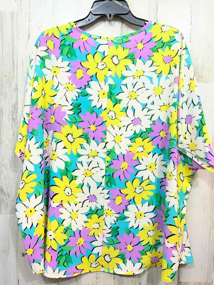 NWT JODIFL Tops Size M WHT/PRPL/YLOW Floral BAT SLEEVES/V NECK Blouse