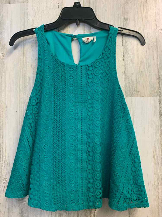 PRE-OWNED ONE CLOTHING Tops Size XL Turquoise SLEEVELESS TOP