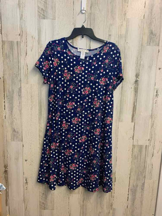 PRE-OWNED JAMIE & LAYLA Dresses and Skirts Size M BLUE/WHT SHORT SLEEVES Dress
