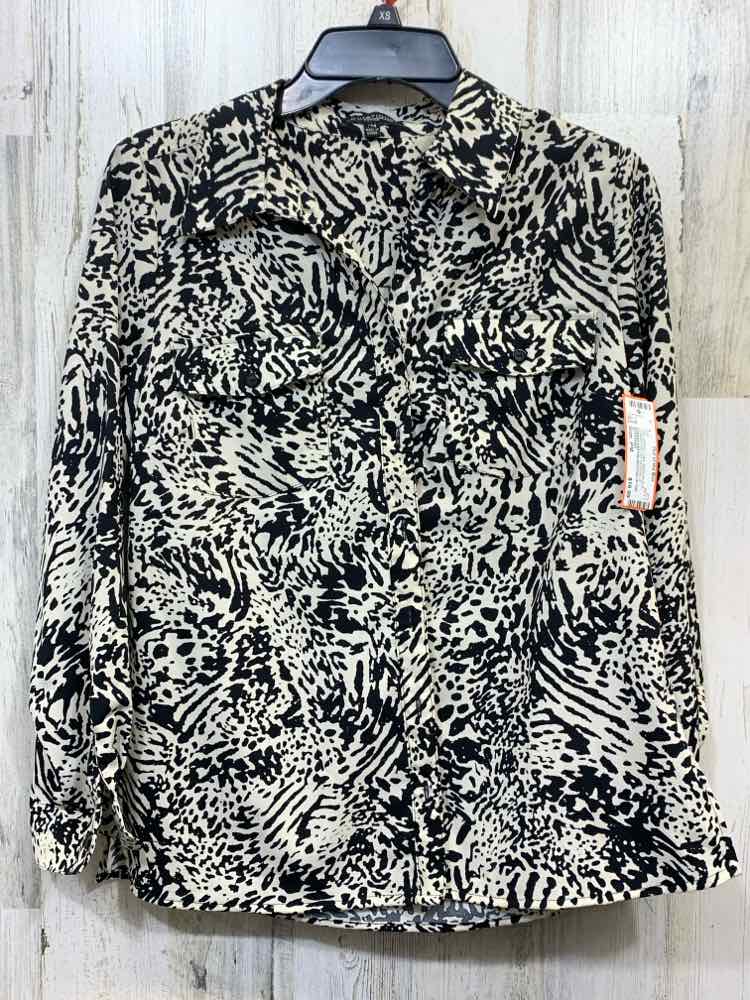 PRE-OWNED NOTATIONS Tops Size PM BEIGE/BLACK ZEBRA/CHEETAH BUTTON UP TOP