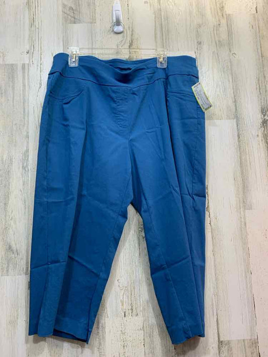 PRE-OWNED Size 18W RUBY RD BOTTOMS MEDIUM BLUE Solid CAPRI Pants