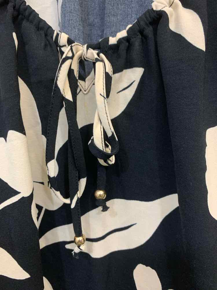 PRE-OWNED ANA VIV Size 3X BLK/CRM Floral RUFFLE SLEEVE Blouse/TIE DETAIL AT FRON
