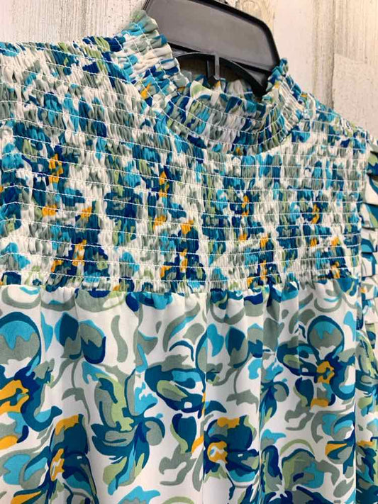 PRE-OWNED THML Tops Size XS WHT/BLU/AQUA Floral SLEEVELESS/MOCK NECK Blouse