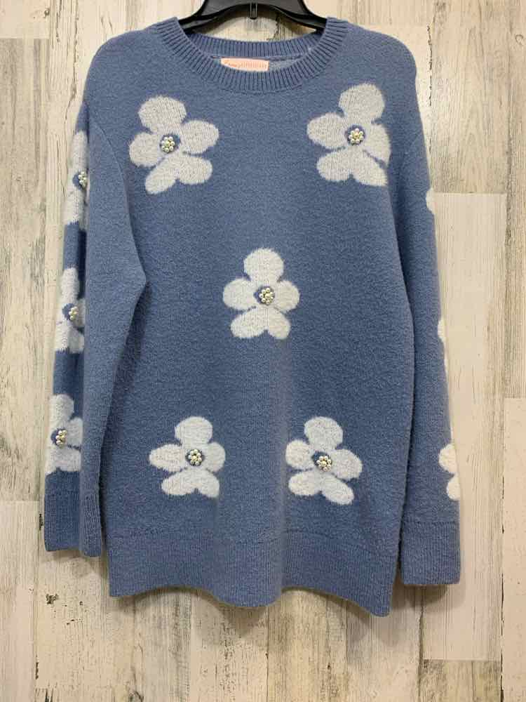 PRE-OWNED EMMA'S EXPRESSION Tops Size L BABY BLU/WHT DAISIES SWEATER Sweater/SWE