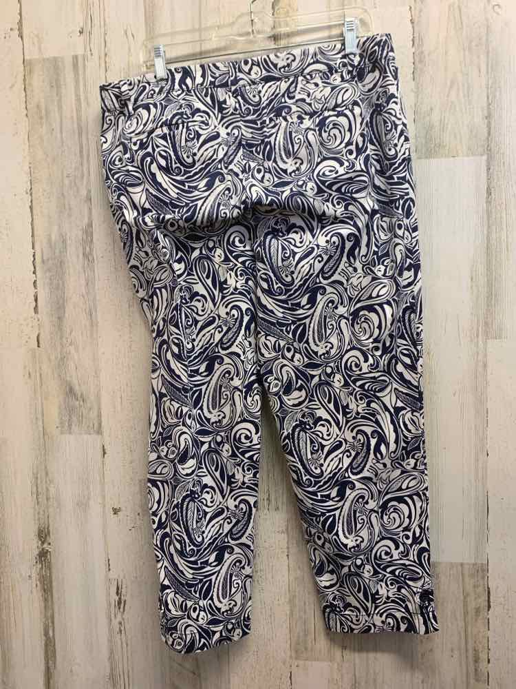 PRE-OWNED Size 12 TALBOTS BOTTOMS WHITE/NAVY Paisley CAPRI CAPRI/PERFECT CROP CA