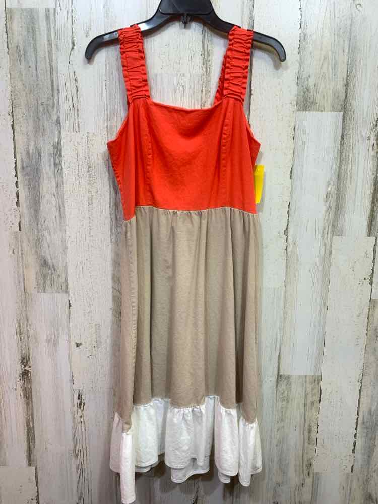 PRE-OWNED 52 SEVEN Dresses and Skirts Size M CORAL/BGE 2 TONE TANK DRESS Dress/2