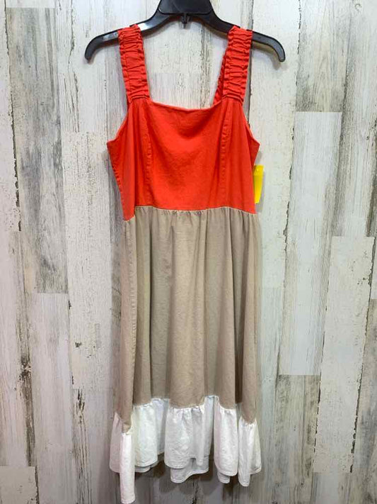 PRE-OWNED 52 SEVEN Dresses and Skirts Size M CORAL/BGE 2 TONE TANK DRESS Dress/2