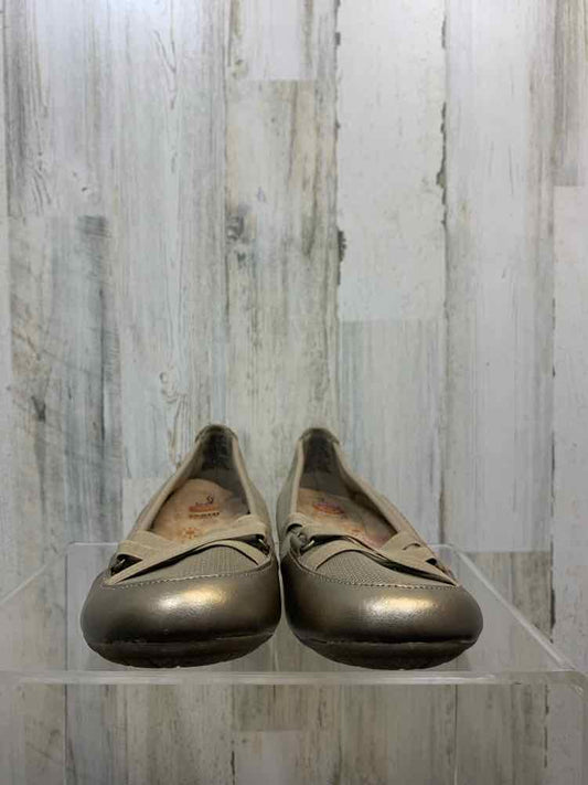 PRE-OWNED BEIGE Size 9 Shoes/EARTH SPIRIT WOMEN'S MARY JANE FLATS W/ STRAPS