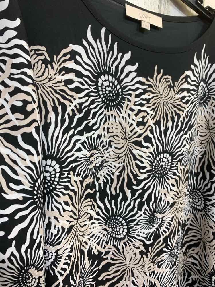 PRE-OWNED LOFT Size M Tops WHT/BLK/BGE SCOOP NECK Floral LONG SLEEVE BLOUSE
