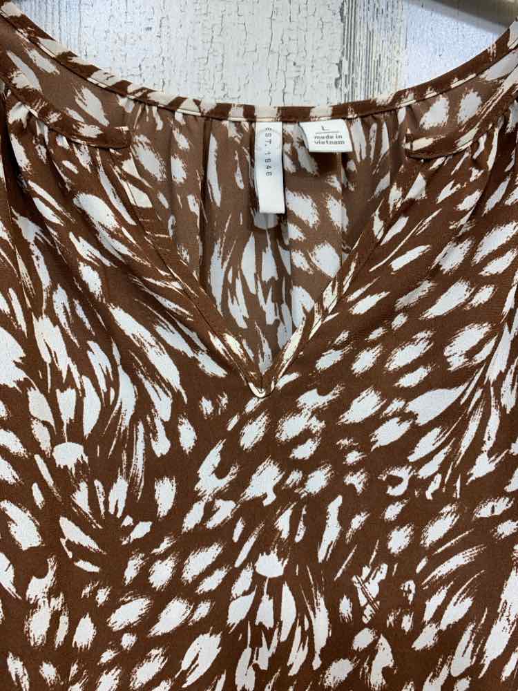 PRE-OWNED EST 1946 Tops Size L WHT/BRN Animal Print SHORT SLEEVES Blouse