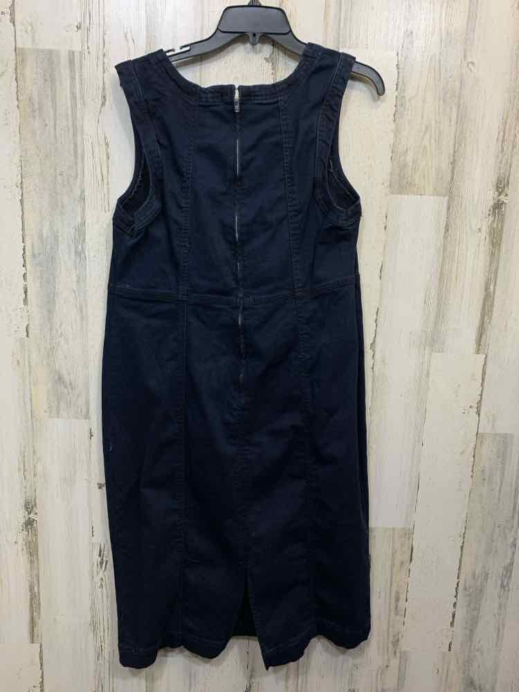 NWT AVA VIV Dresses and Skirts Size 16 Navy Denim SLEEVELESS Dress/CREW NECKLINE