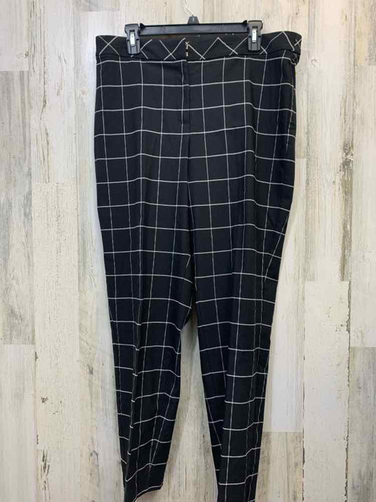 NWT Size 14 INVESTMENTS BOTTOMS BLK/WHT Checkered SLIM LEG Pants