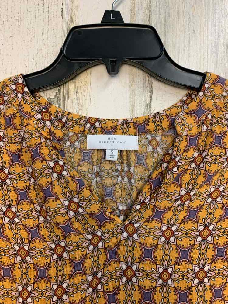 NWT NEW DIRECTION Tops Size S ORNG/YLOW/RED Floral BISHOP SLEEVES TOP/LIGHTWEIGH