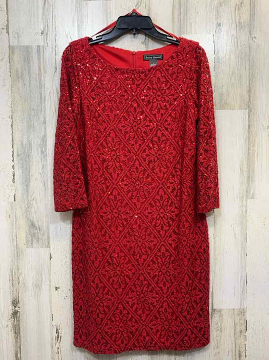 PRE-OWNED JESSICA HOWARD Dresses and Skirts Size 12 Red Lace A-LINE TOP/RED LACE