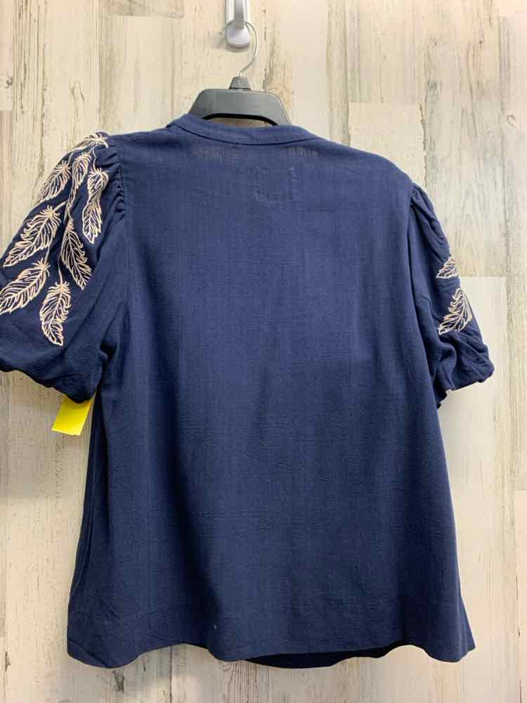 NWT UMGEE Tops Size S NAVY/WHITE PUFF SLEEVES Blouse
