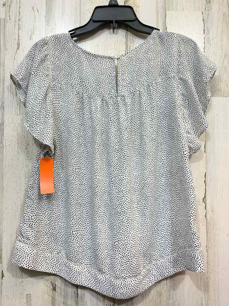 PRE-OWNED LOFT/SHORT FLUTTER SLEEVE PINTUCK/PLEAT DETAILED ROUNDED NECK