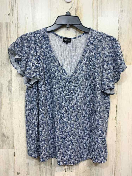 PRE-OWNED JONES & COMPANY/V-NECK HALF BUTTON FLUTTER SLEEVE