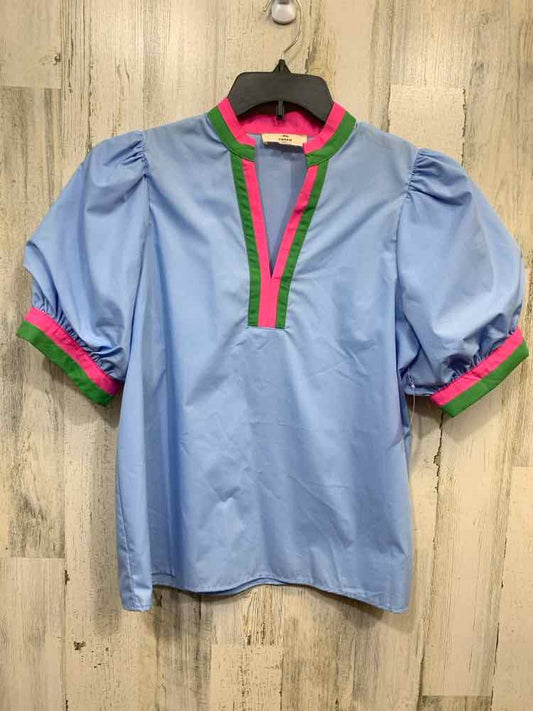 PRE-OWNED ENTRO Tops Size S Blue SHORT SLEEVES Blouse