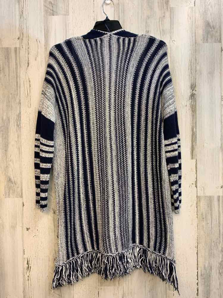 PRE-OWNED NEW DIRECTION PLUS SIZES Size 1X BLUE/WHT Stripe LONG SLEEVES Cardigan